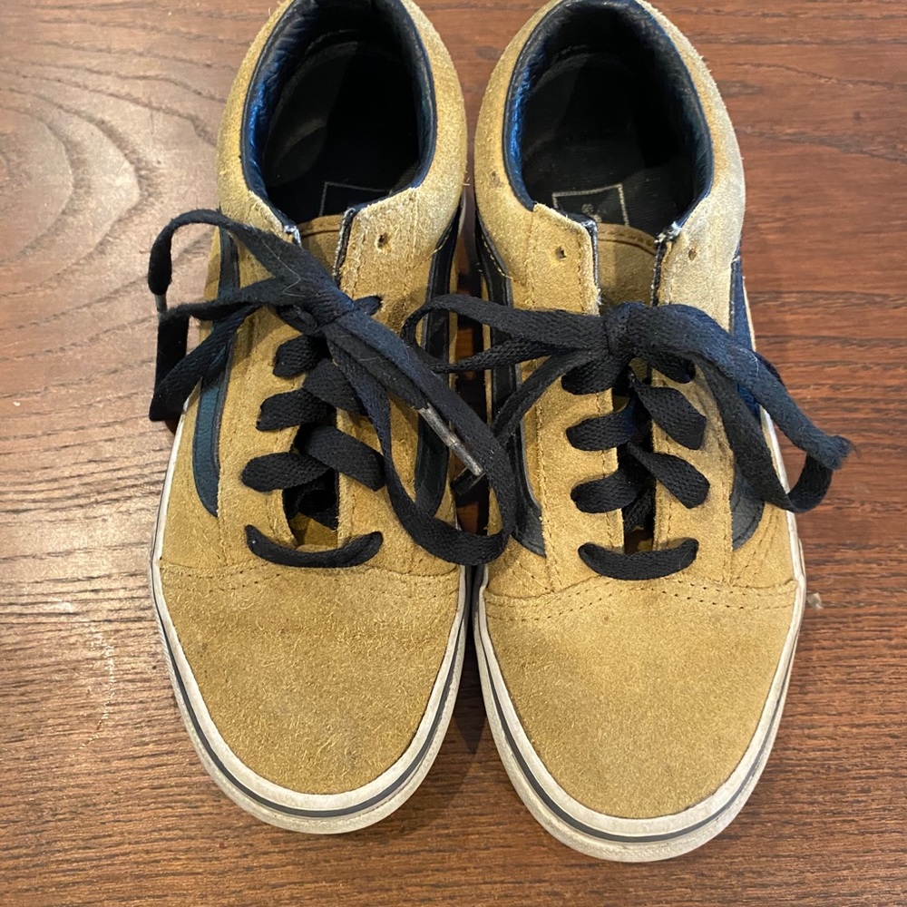 Vans boys tan suede skate shoes